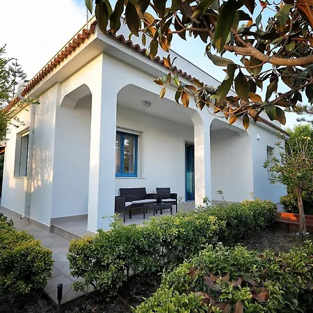 Marzia & Carmela Holiday home *