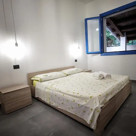 Holiday home Marzia & Carmela Calabernardo