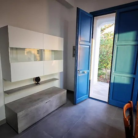 Holiday home Marzia & Carmela Calabernardo